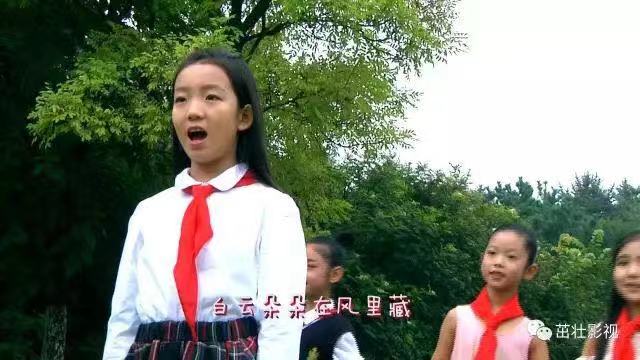 《風(fēng)箏的翅膀》MV